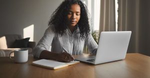 Curso gratuito de técnico em enfermagem do Senac
